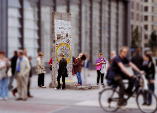 Looking Glass, Potsdamer Platz