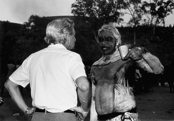 Discussions between Bob Hawke and Galarrwuy Yunupingu during the 1988 treaty meetings. Northern Territory